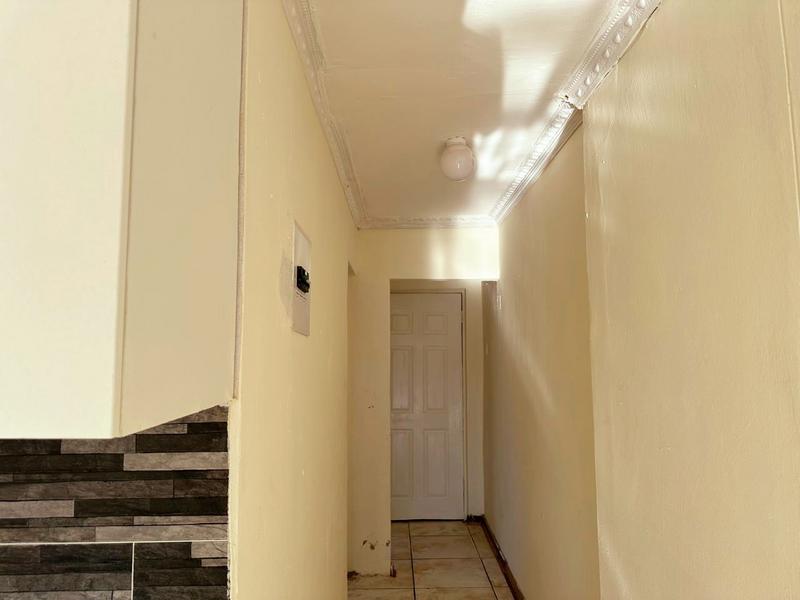 To Let 2 Bedroom Property for Rent in Northcrest Eastern Cape